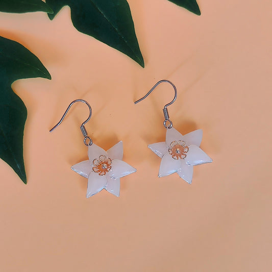 Egeria Earrings White (SS)