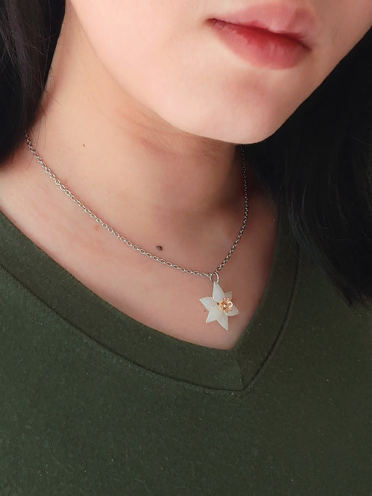 Egeria Necklace White (SS)