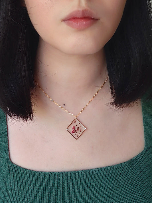 Nona Necklace Red