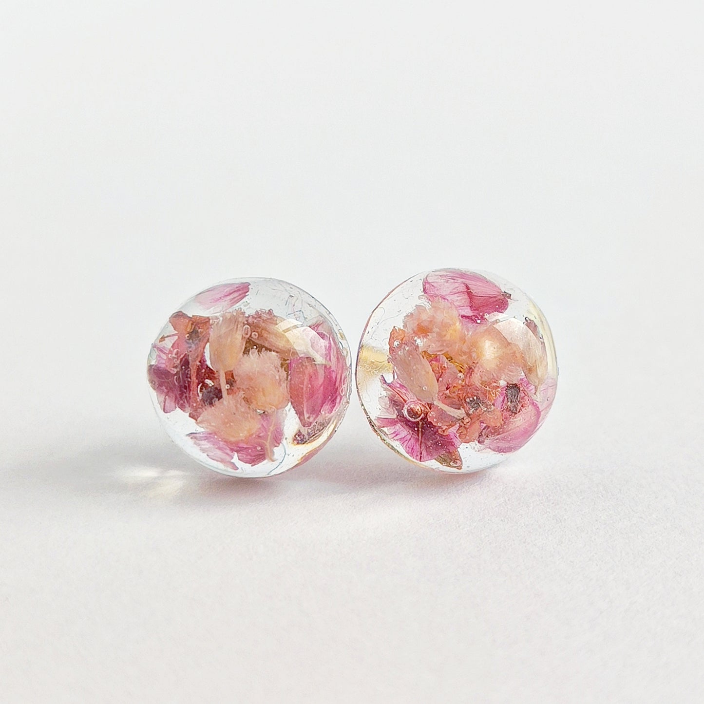 Luna Ear Stud (Pink)