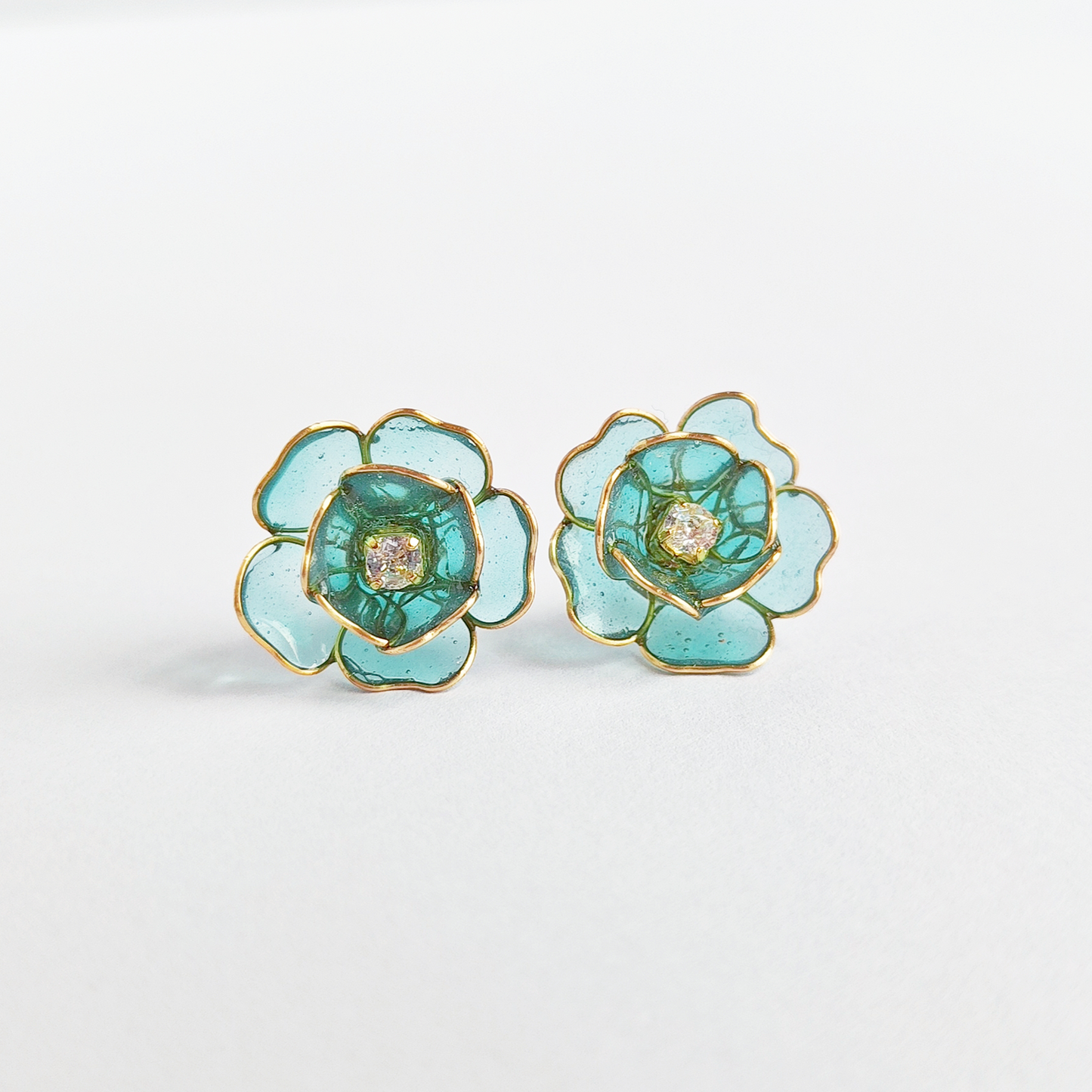 Cora Ear Stud (Green)