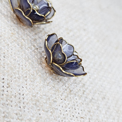 Cora Ear Stud (Dark Blue)