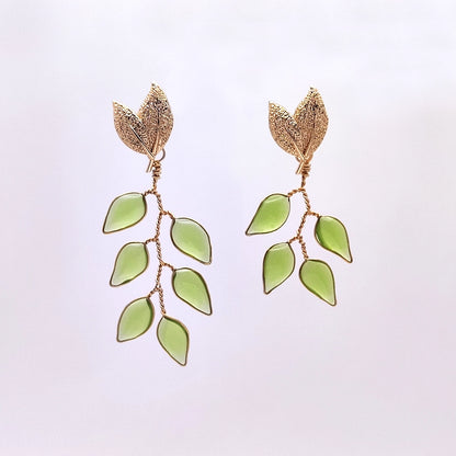 Demeter Ear Stud (Leaf)