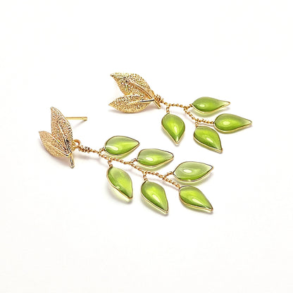 Demeter Ear Stud (Leaf)
