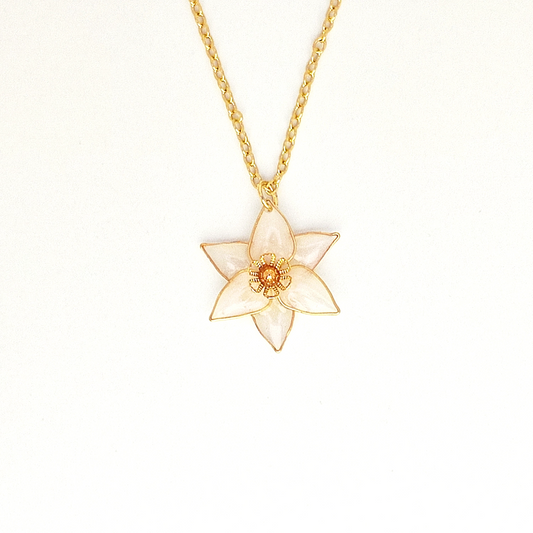 Egeria Necklace (White)