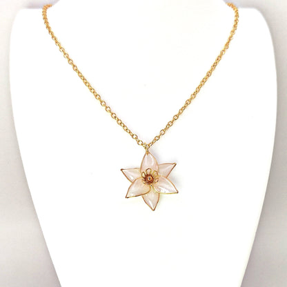 Egeria Necklace (White)