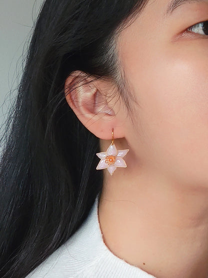 Egeria Earrings White (Gold)