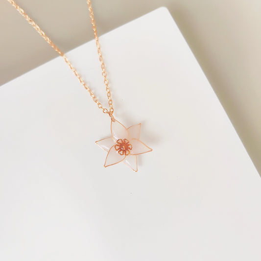 Egeria Necklace White (Gold)