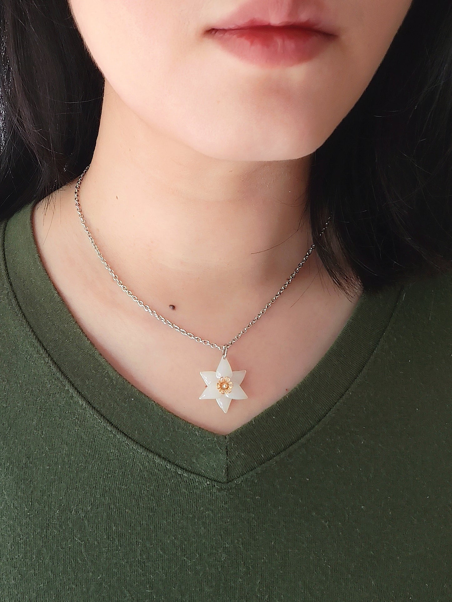 Egeria Necklace White (SS)