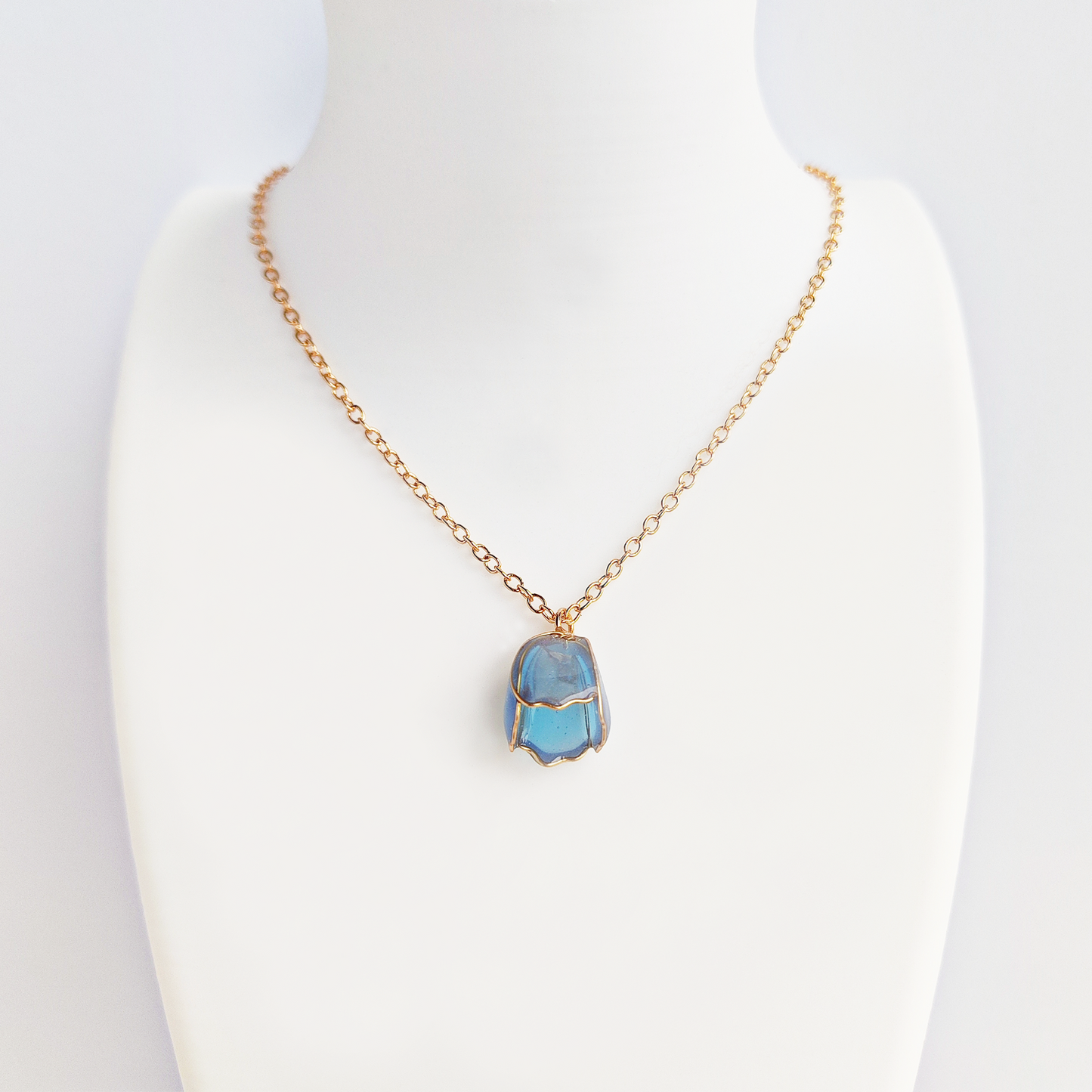 Maia Necklace (Blue)